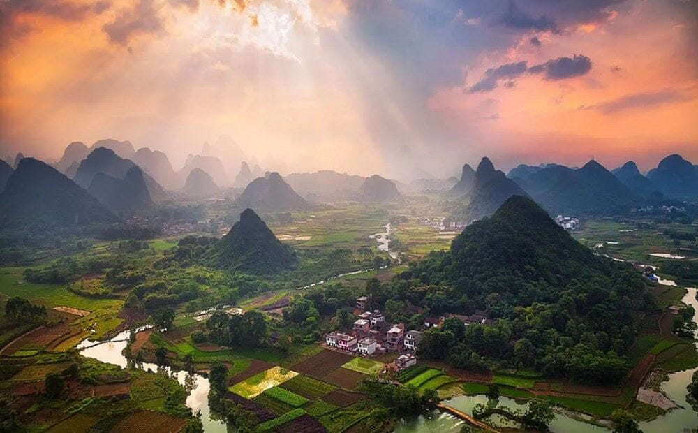 The photographic charm of a telephoto lens