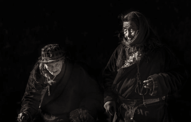 How to choose the right lens for different shooting subjects?