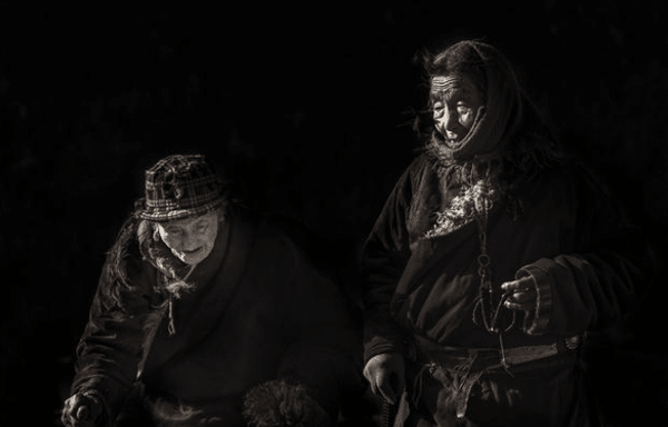 How to choose the right lens for different shooting subjects?