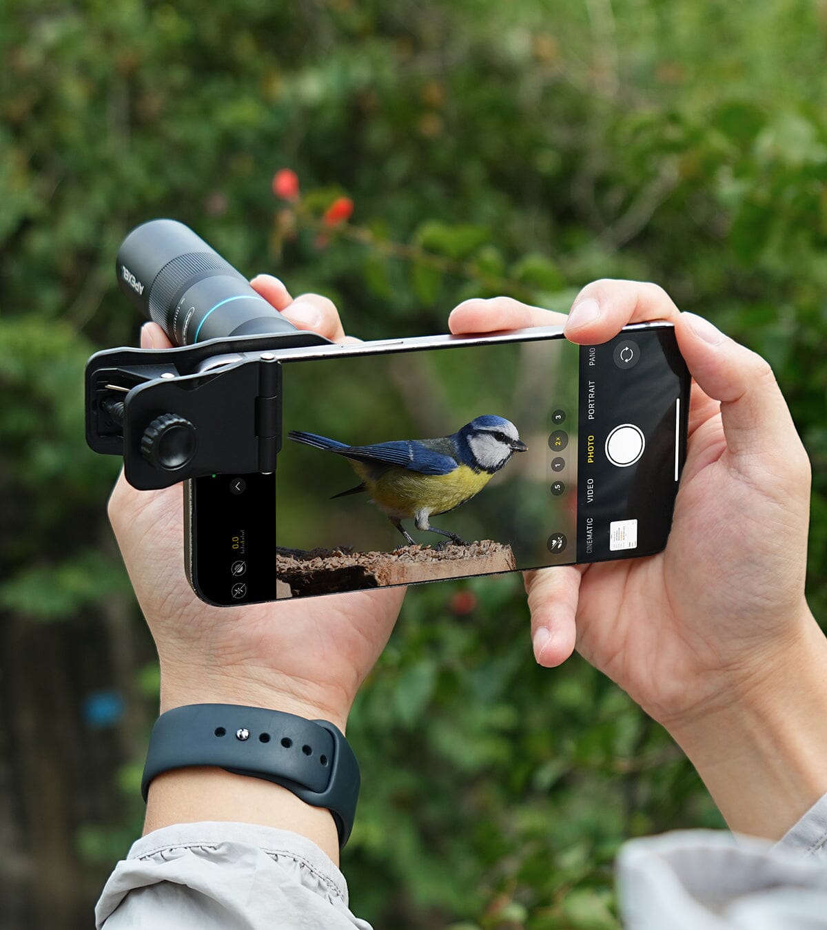 TeleMacro Pro 10X 2-in-1 Telephoto & Macro Lens Mobile Photography Accessories APEXEL 