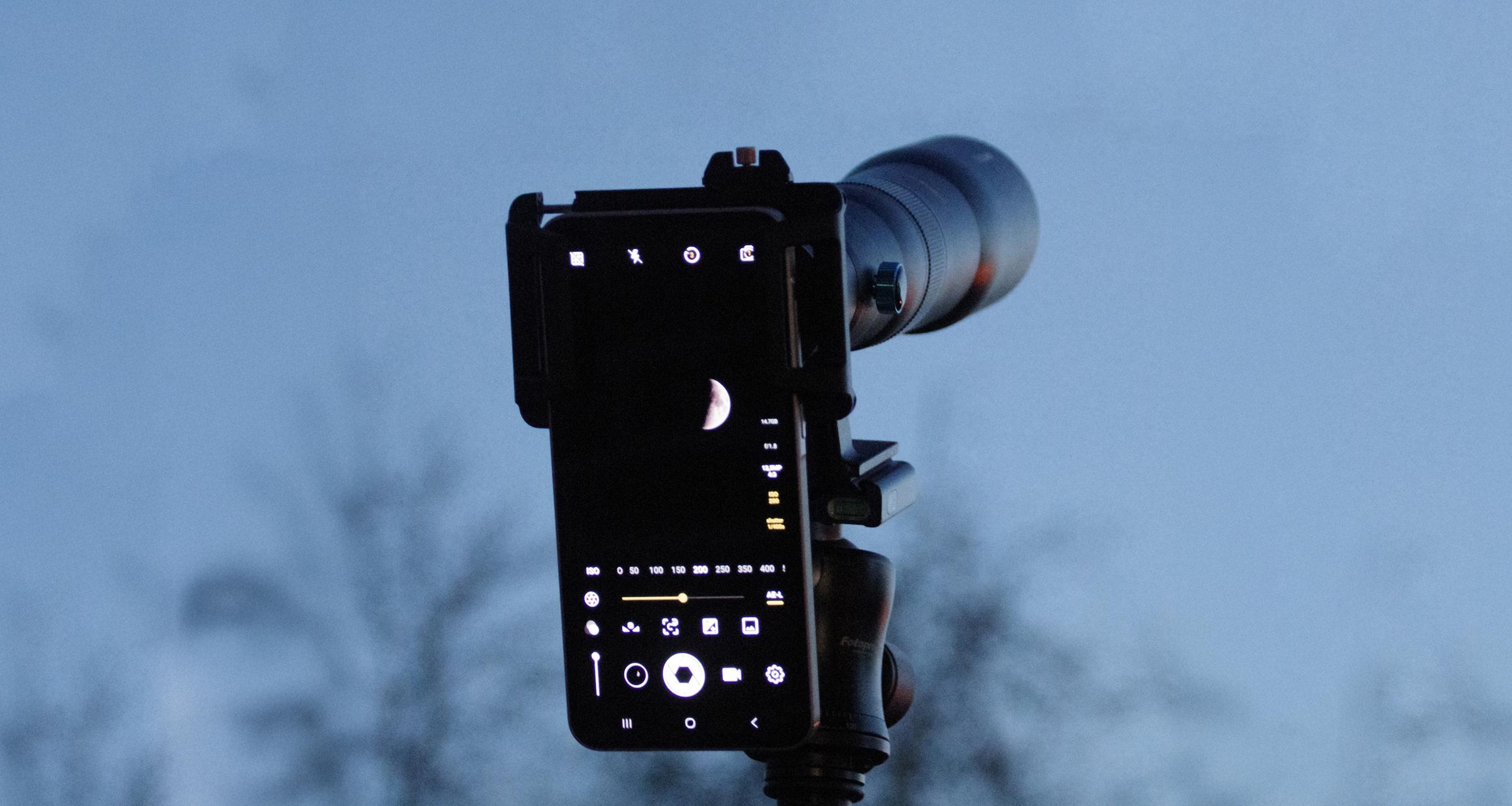 TeleCular 3 Series Smartphone Telephoto Lens | Recommended by c't