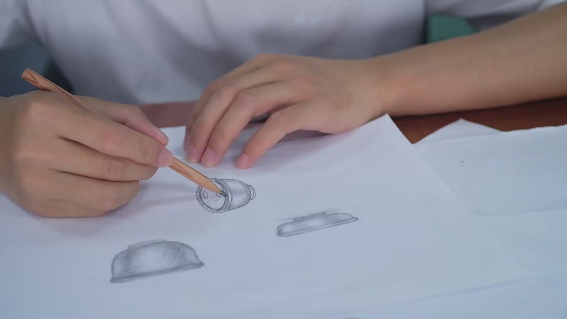 Load video: Apexel offers comprehensive optical solutions from R&amp;D, testing, production, and shipping